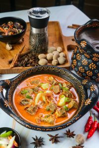 Empal Gentong Vessa Catering
